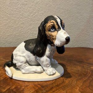 Porcelain Beagle Figurine‎ Masterpiece by Homco Vintage 1983 Mexico